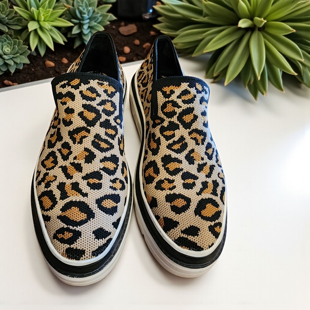 Steven New York Artsy Animal Print Casual Slip-Ons Sz 6 EUC